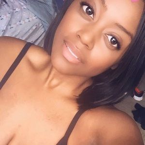 Meet your Posher, Briaona